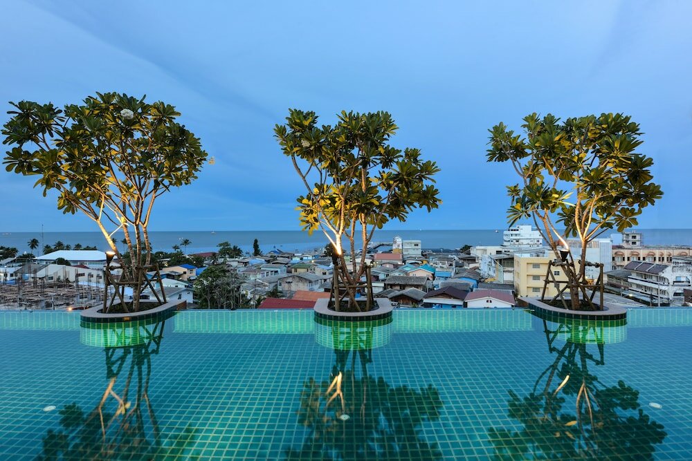 Фото Hisea Huahin Hotel