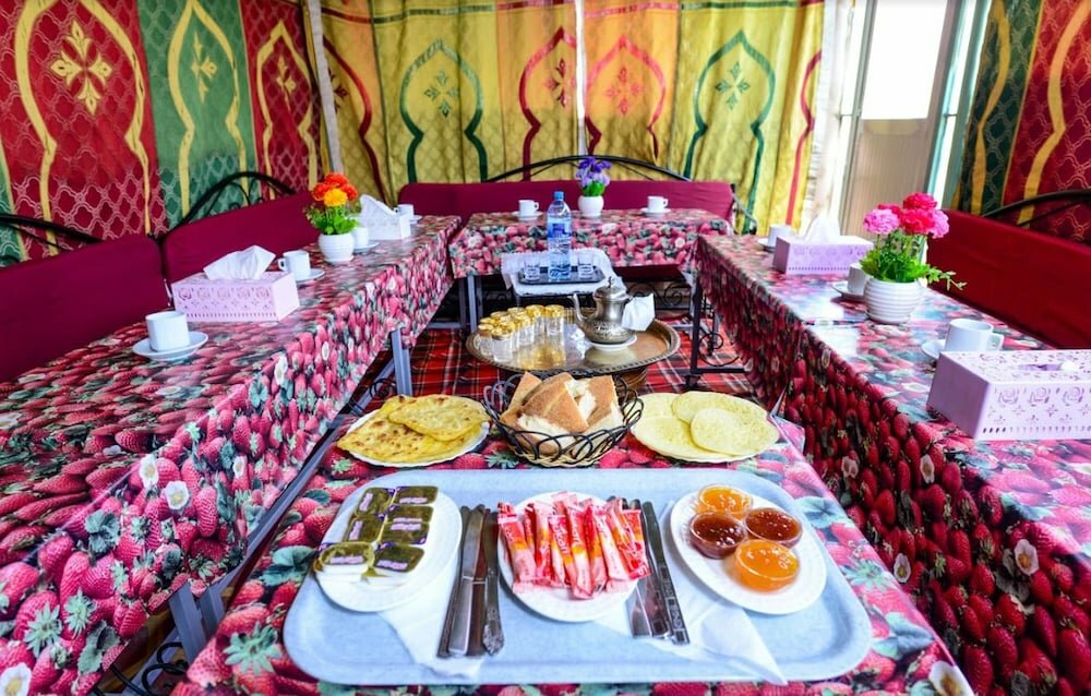 Фото Faouzi Hôtel