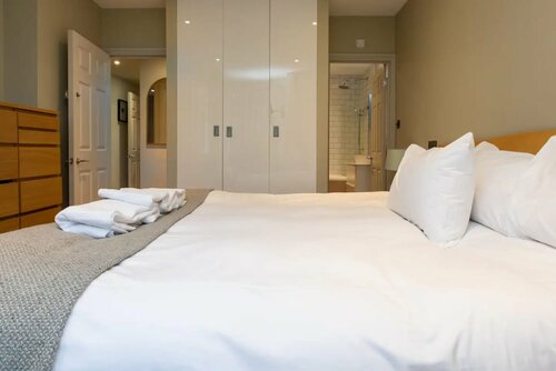 Snug 2bd Flat in Ladbroke Grove