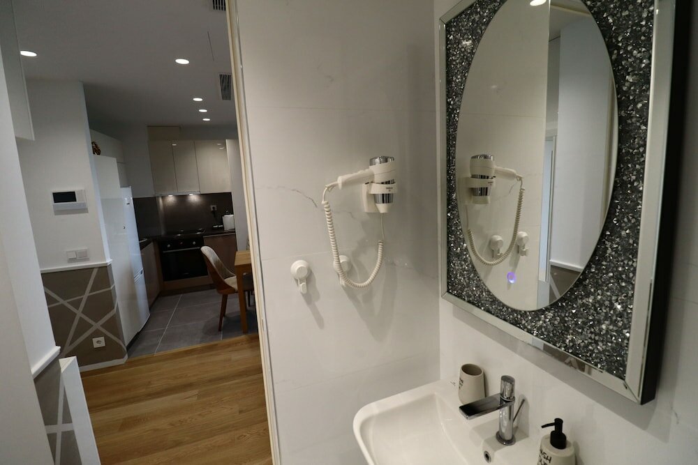 Фото Apartments Royal Sakura Park