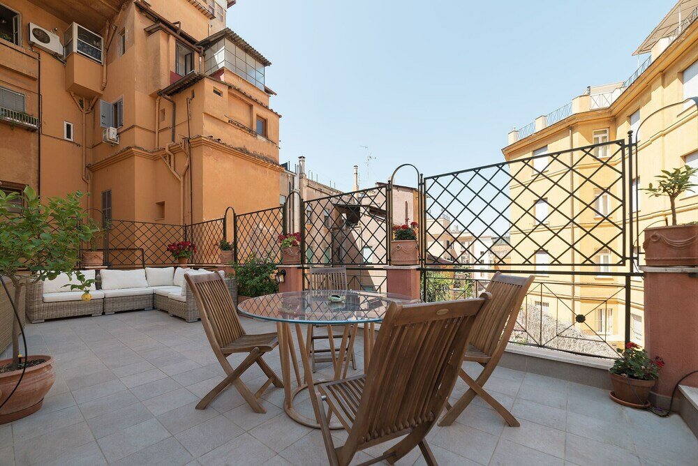 Фото Santa Prassede Rooftop Terrace Studio