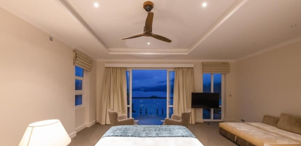 Фото Villa Serenity