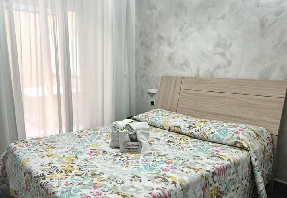 Фото B&b Napoli House