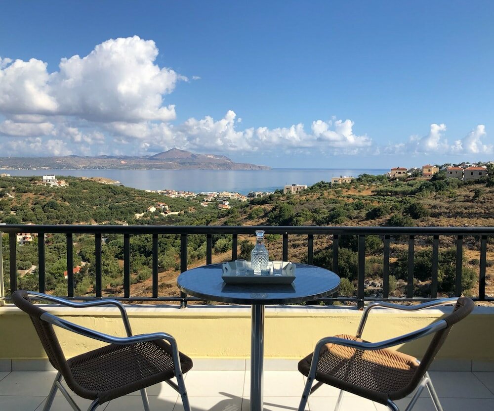 Фото Kaloudis Apartments