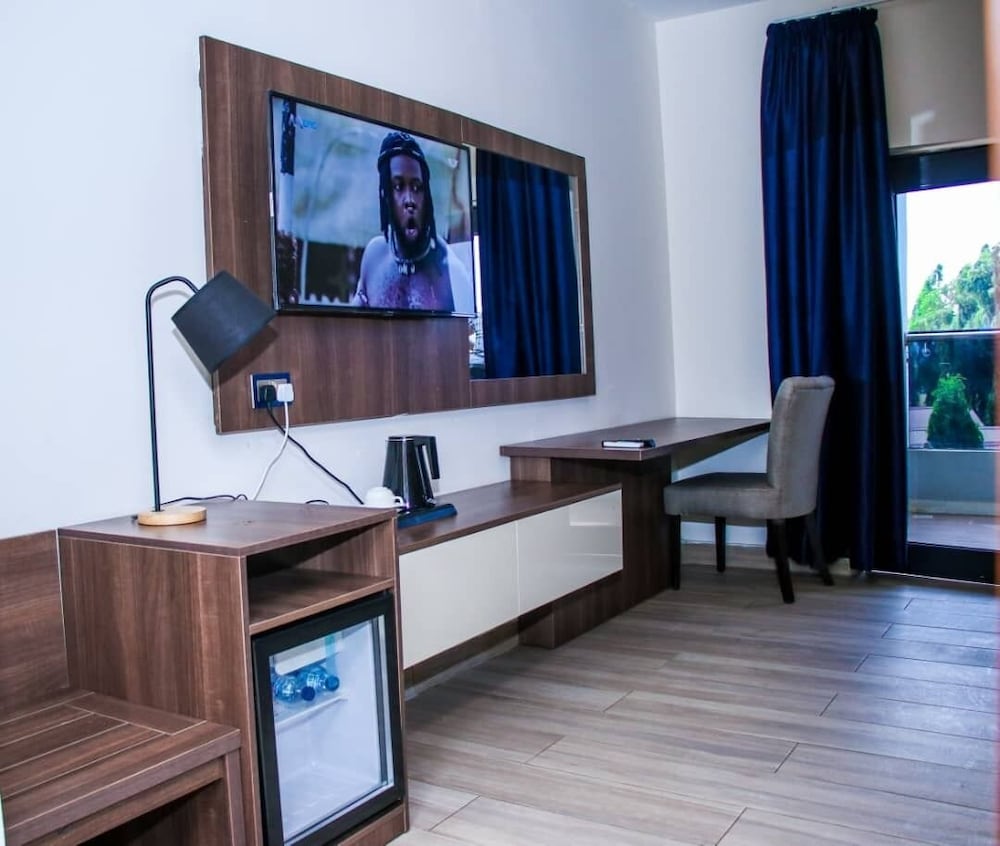 Фото отеля 3