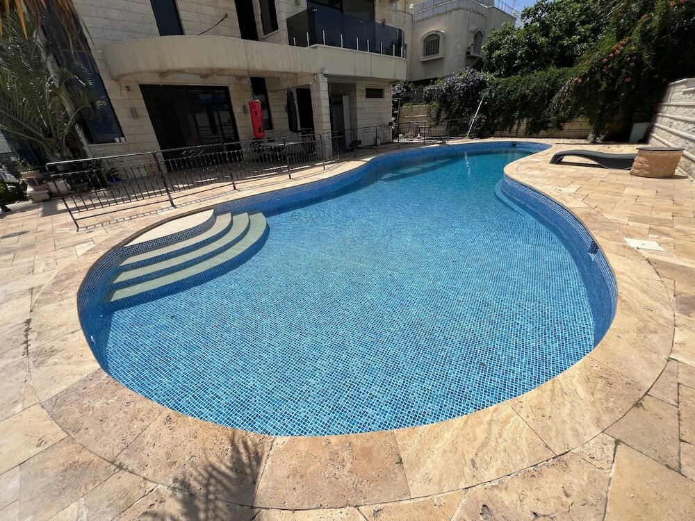 Фото Grace Holon Villa & Pool