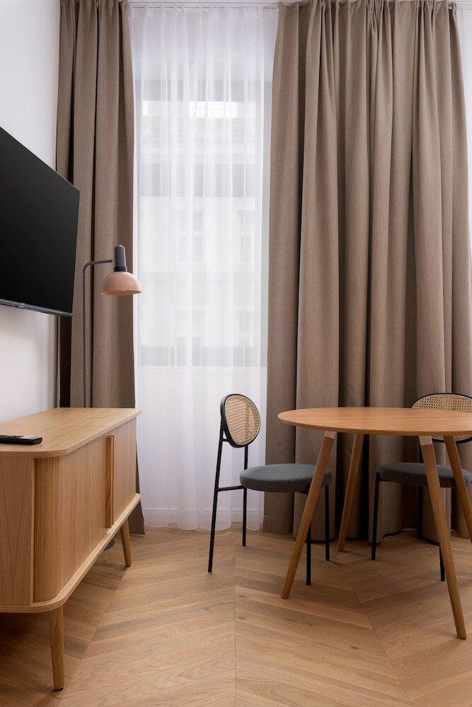 Фото Limehome Vienna Karajangasse