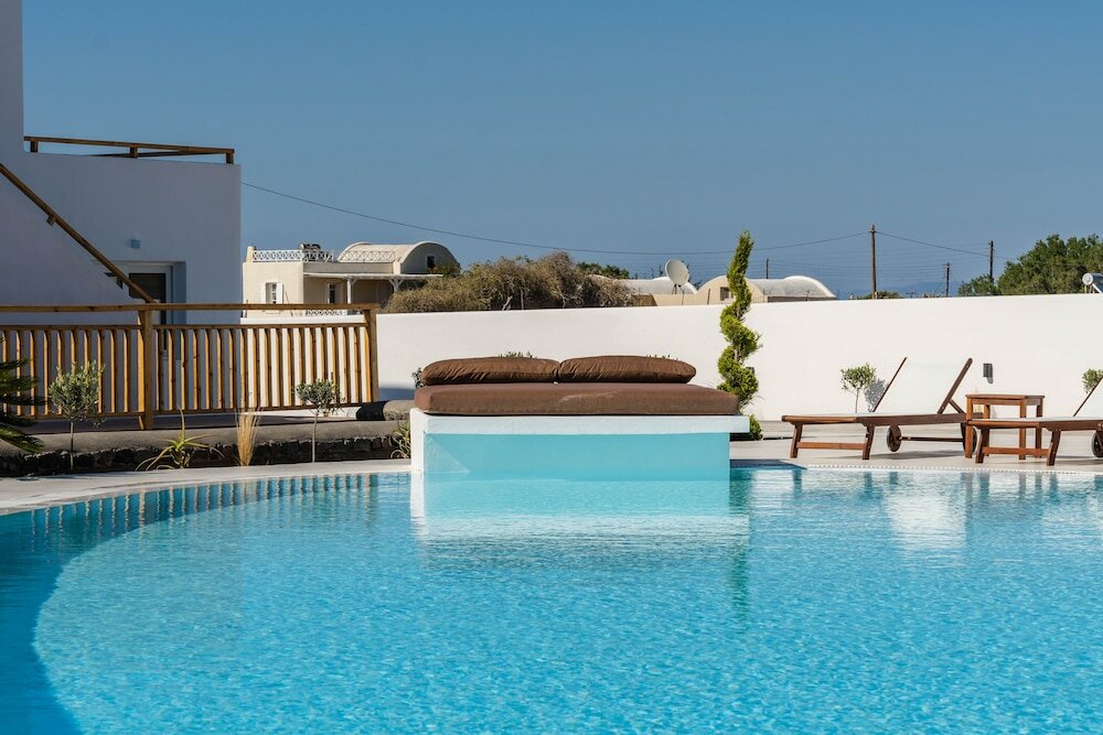 Фото Amethyst Luxury Suites