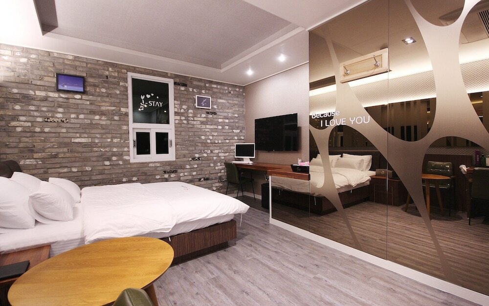 Фото Pohang Haedo-dong New Bom Stay