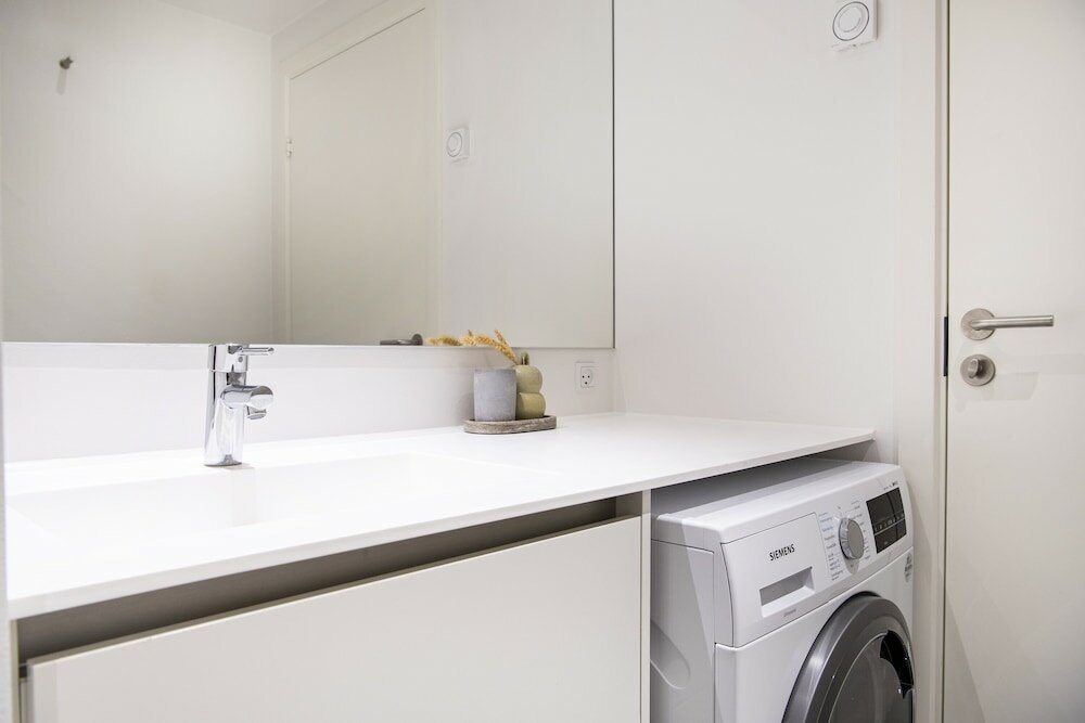 Фото By the Beach Gardens - Into This Place