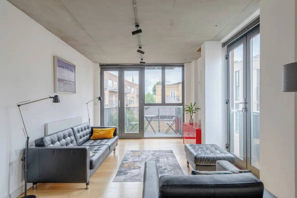 Фото Beautiful & Bright 2bd Flat - Dalston!