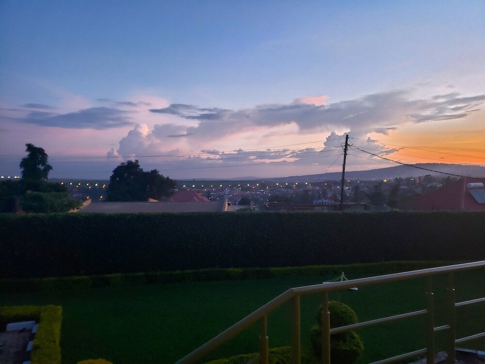 Фото Kigali Castle B&b - Hostel