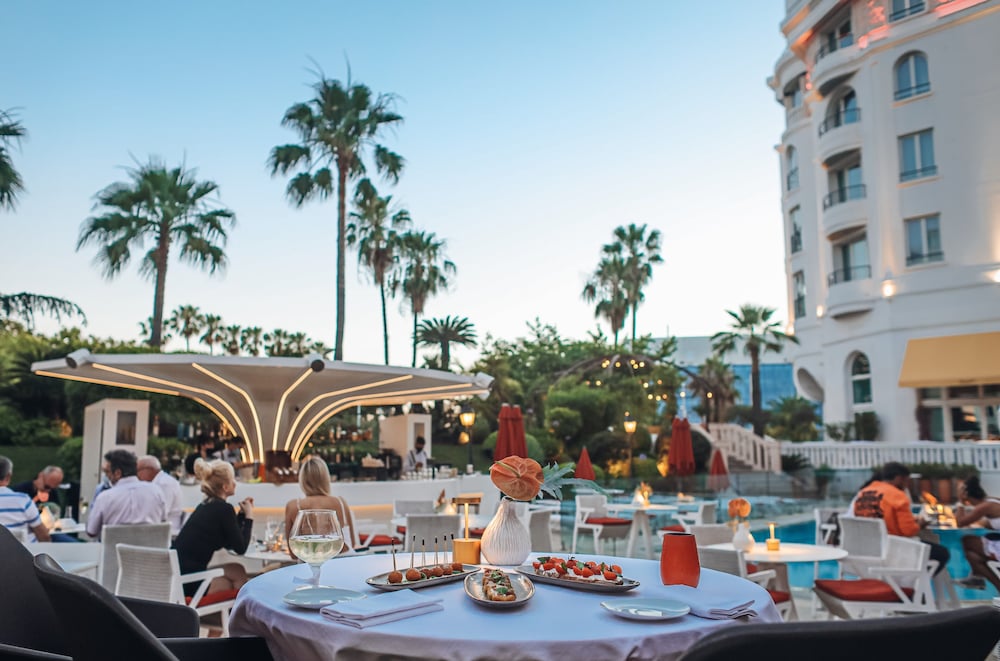 Фото Hotel Barriere Le Majestic