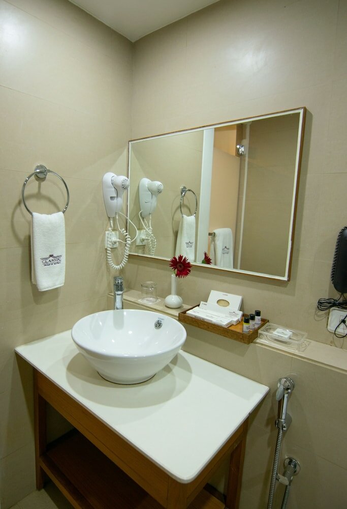 Фото Classic Grande Imphal - A Member of Radisson Individuals