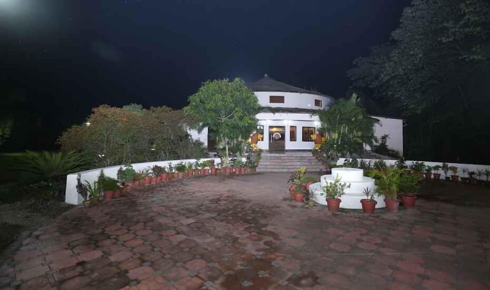 Фото Adb Rooms Corbett Jungle Holiday SPA