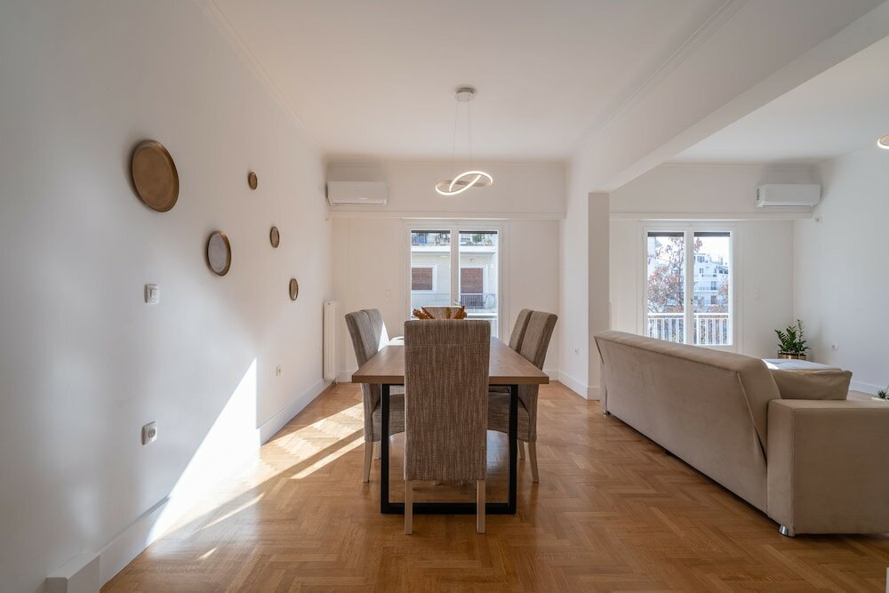 Фото The Urban King Apartment