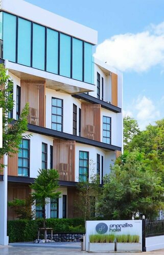 Гостиница Ananzitra Hotel в Канчанабури