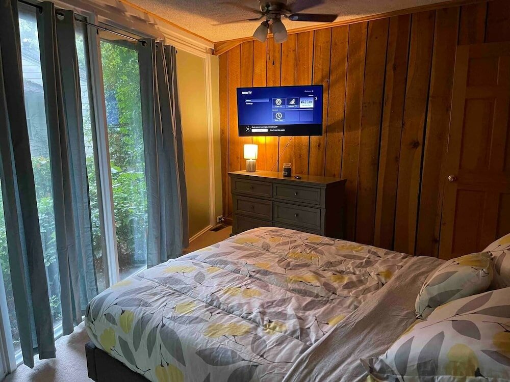 Фото Treetops in Town