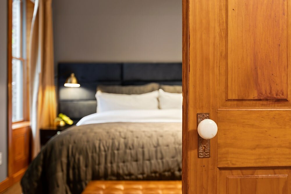 Фото The Historic Blue Moon Hotel - Nyc