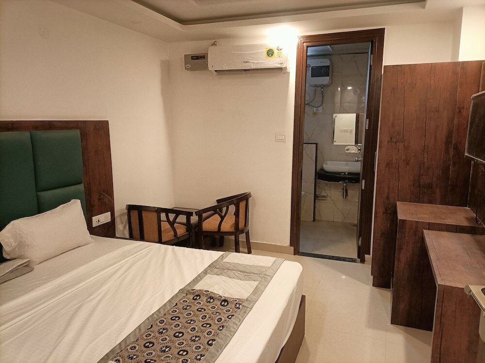 Фото Hotel Ambience Delhi Airport