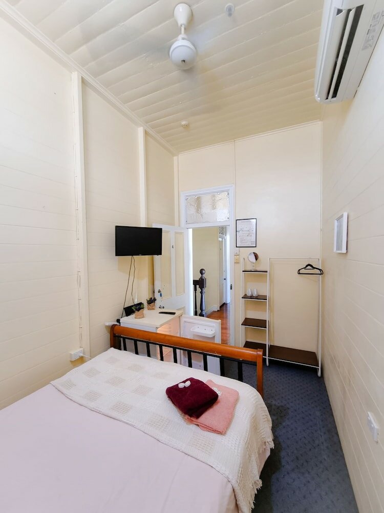 Фото Sovereign House