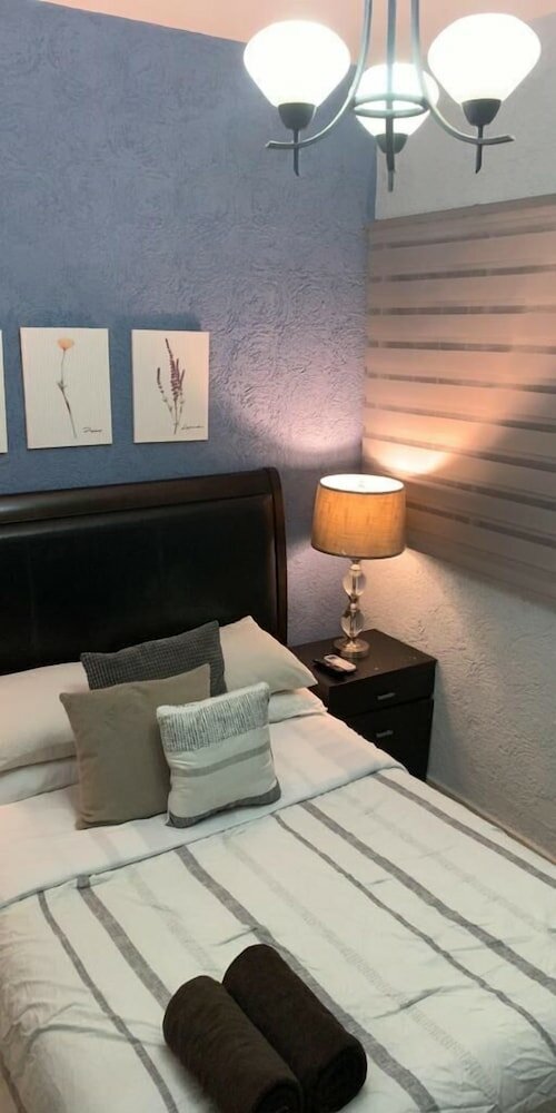 Фото Franks House