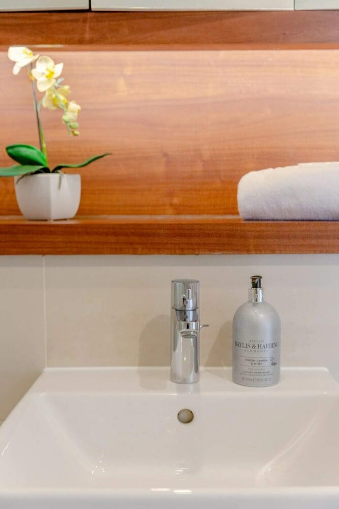 Фото 2bd Flat Overlooking the River Thames! - Greenwich