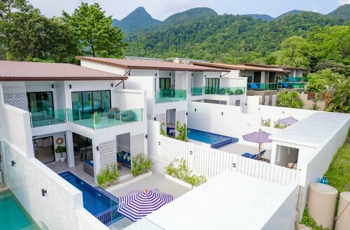 Гостиница Koh Chang Luxury Pool Villas в Ко Чанге