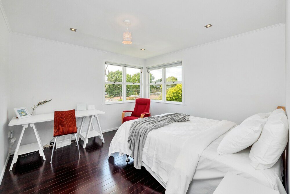 Фото Bright Airy & Spacious 3 Br Home