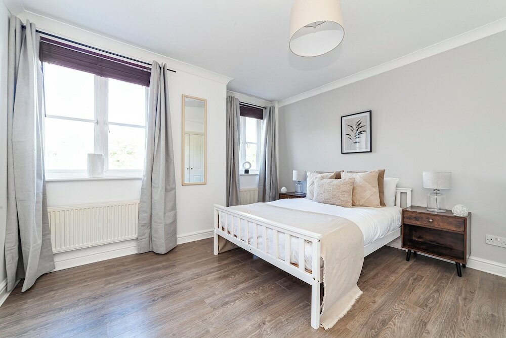 Фото The Brixton Collection