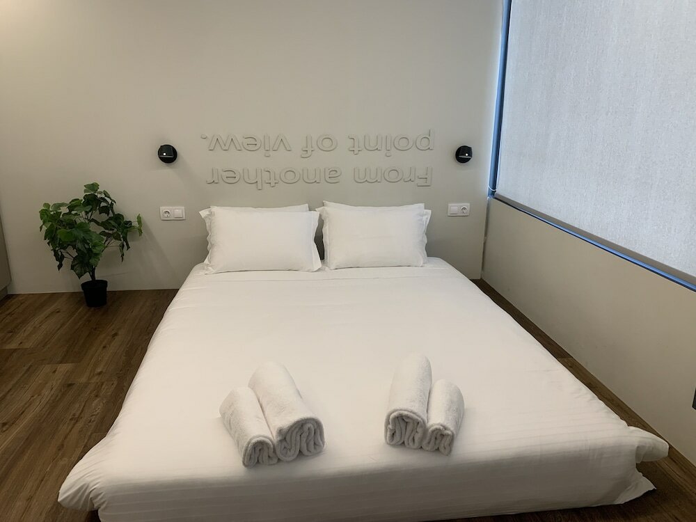 Фото M17 Studios & Suites