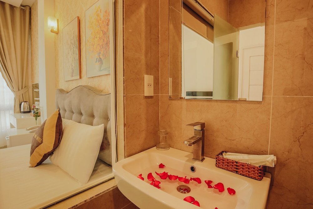 Фото Ngan Pho Studio & Hotel