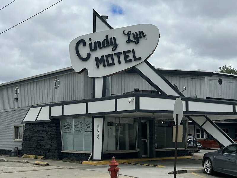 Гостиница Cindy Lyn Motel в Цицеро