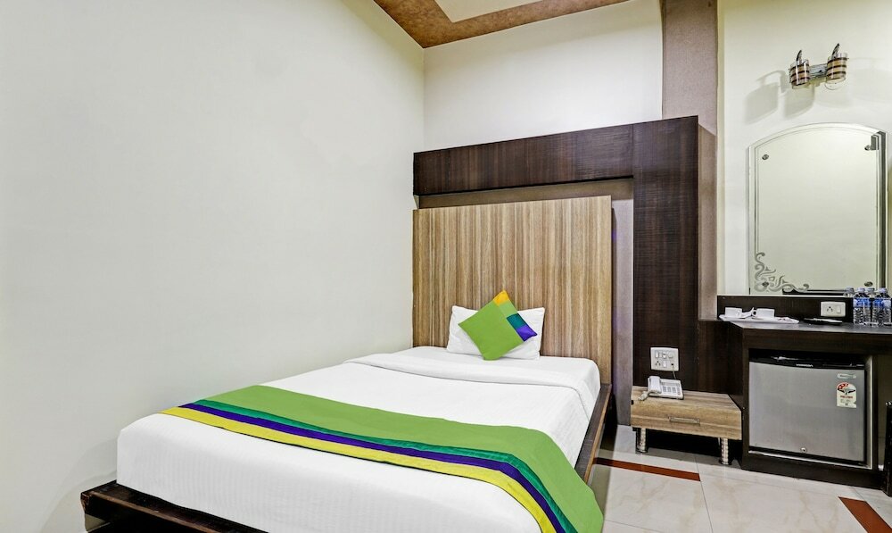 Фото Treebo Trend Apollo