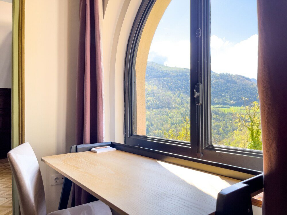 Фото Angelats Hotel