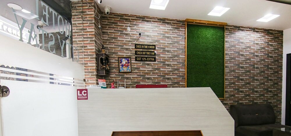 Фото Fabhotel City Stay