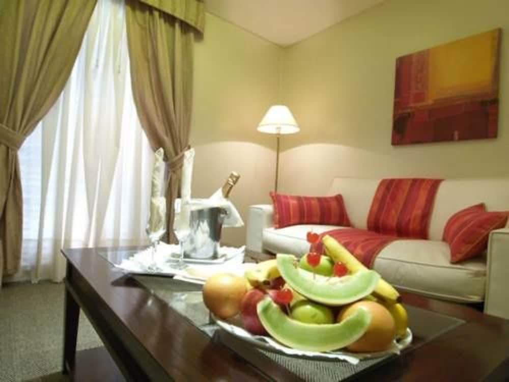 Фото Hotel Metropol