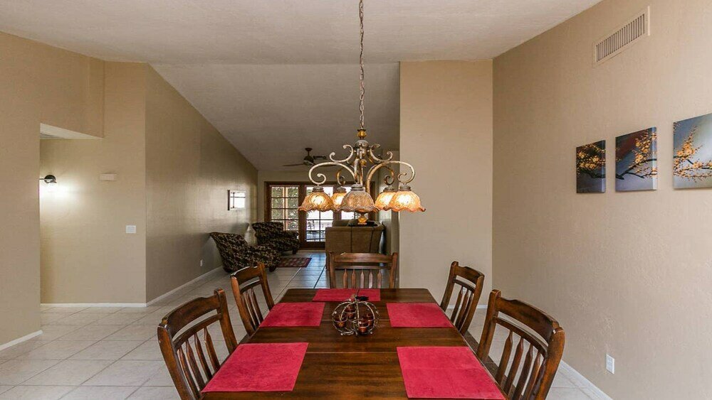 Фото North Phoenix 6 Bedroom With Guest House & Pool!