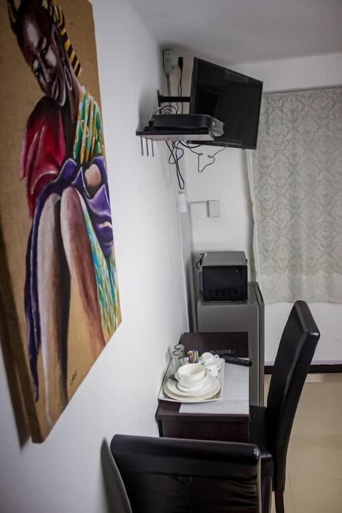 Фото 18 On Sherlock