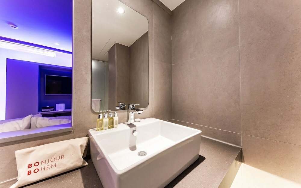 Фото Hongdae Bobo Hotel