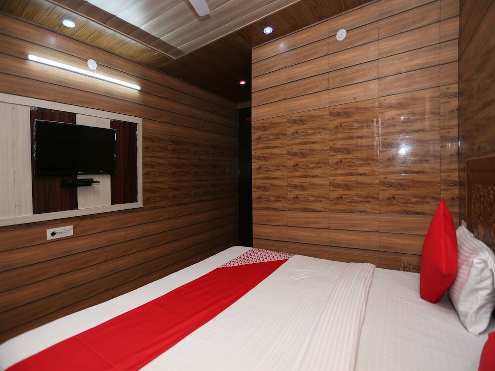 Фото Oyo 28835 Hotel Star