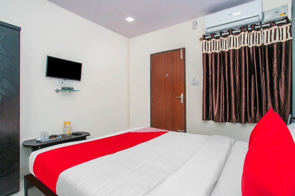 Фото Oyo 19934 Hotel Golden Arch