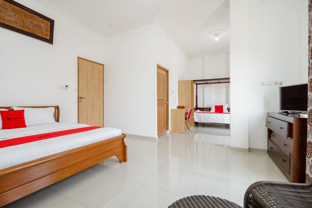 Фото RedDoorz Syariah near Lahat Station