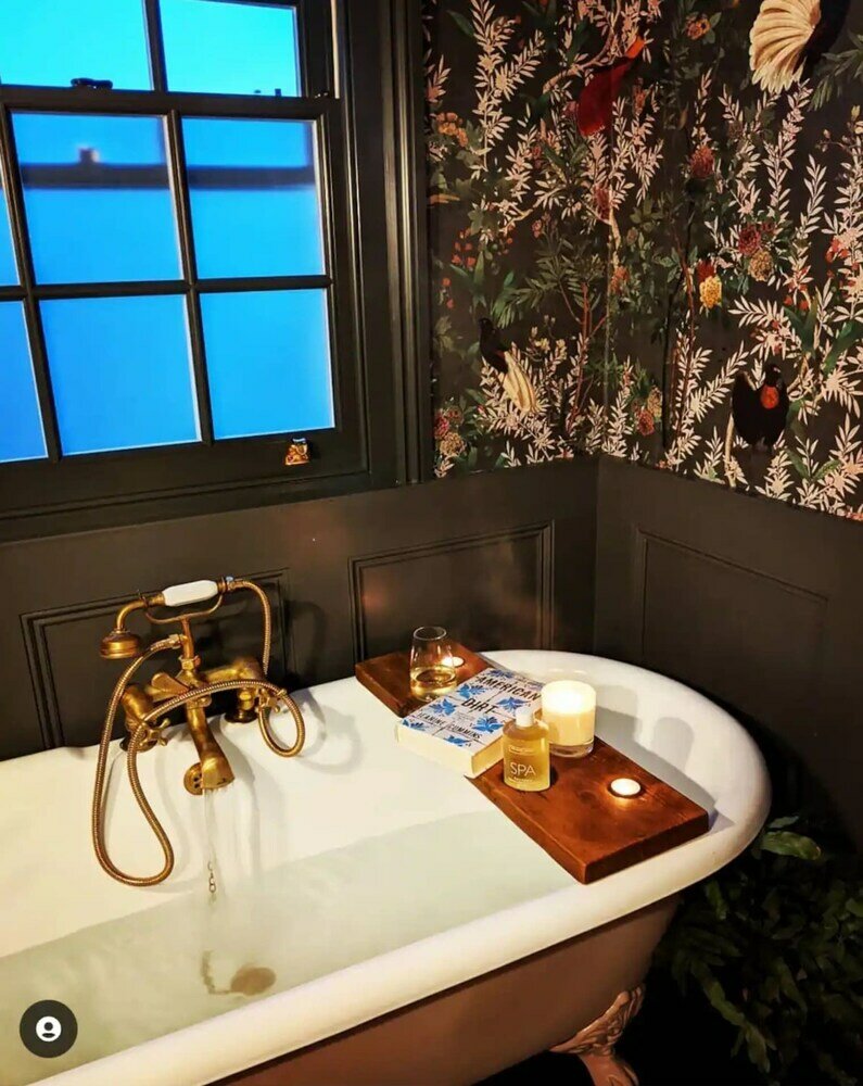 Фото Incredible & Quirky 2bd Home With Garden - Hackney