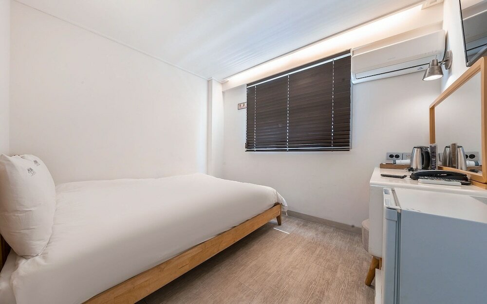 Фото Shinchon Peter Cat