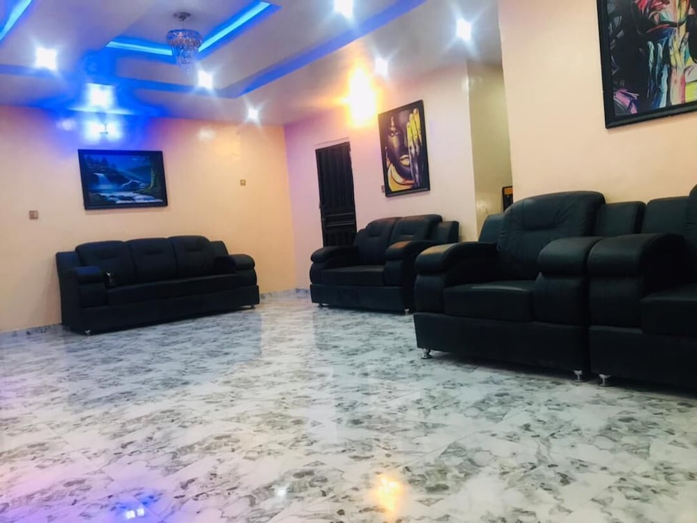 Фото Umbrella Properties Eleyele Ibadan