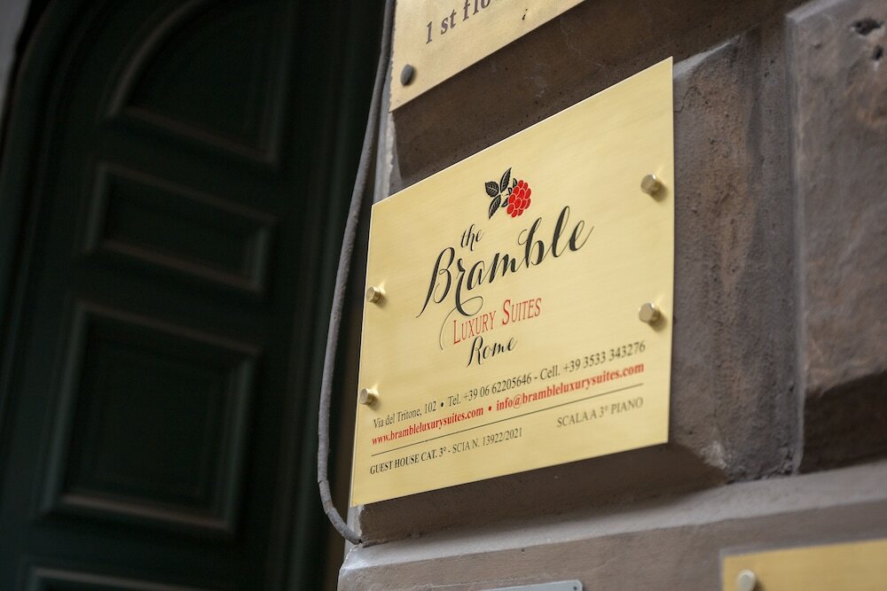 Фото Bramble Luxury Suites