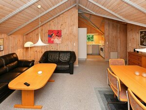 Bright Holiday Home in Jutland near Lake (Southern Denmark, Varde Kommune, Ansager), hotel