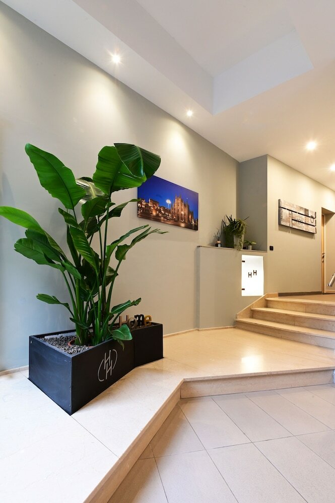 Фото Holiday Homes Aparthotel Milano