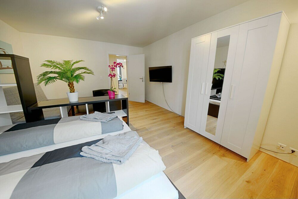 Фото Hitrental City Apartments